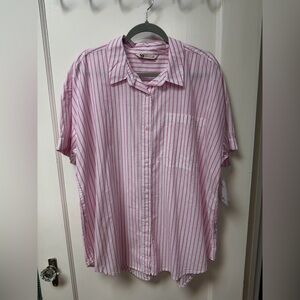 NWT SO Women’s Pink & White Striped Short Sleeve Button-Up Shirt